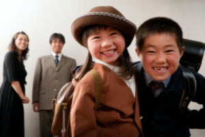 小学校入学家族写真