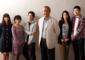 還暦祝い大人の家族写真