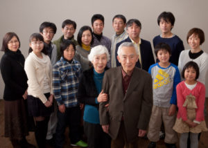 シニアフォト大家族写真