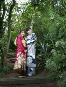 友達2人で成人記念振袖