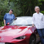 愛車と夫婦記念写真