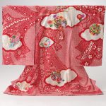 お宮みり女の子着物赤の絞り