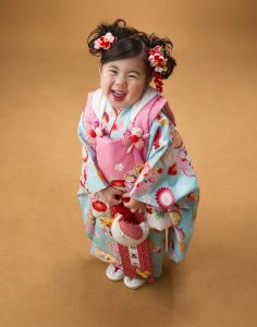 七五三3歳女の子記念撮影