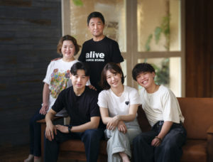 カジュアル家族写真